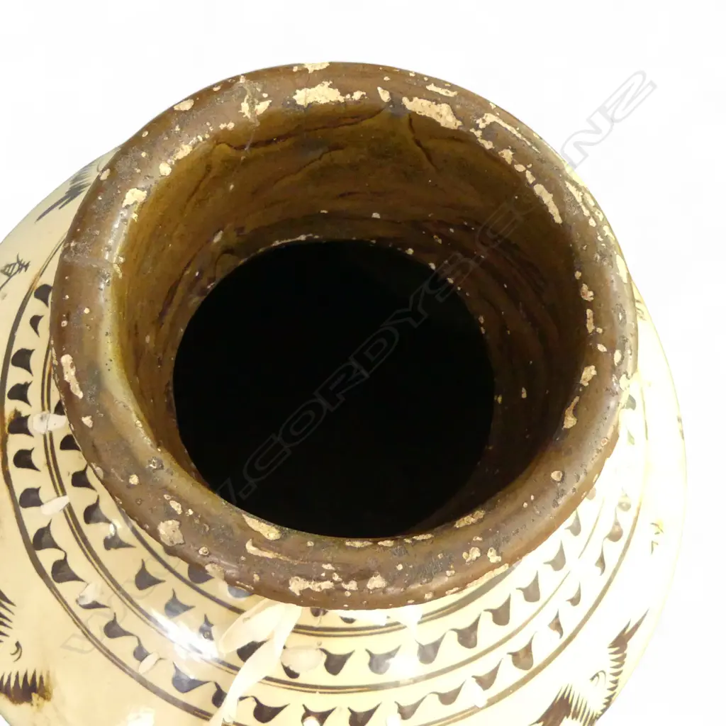 A monumental Cizhou ware jar, Image 1++